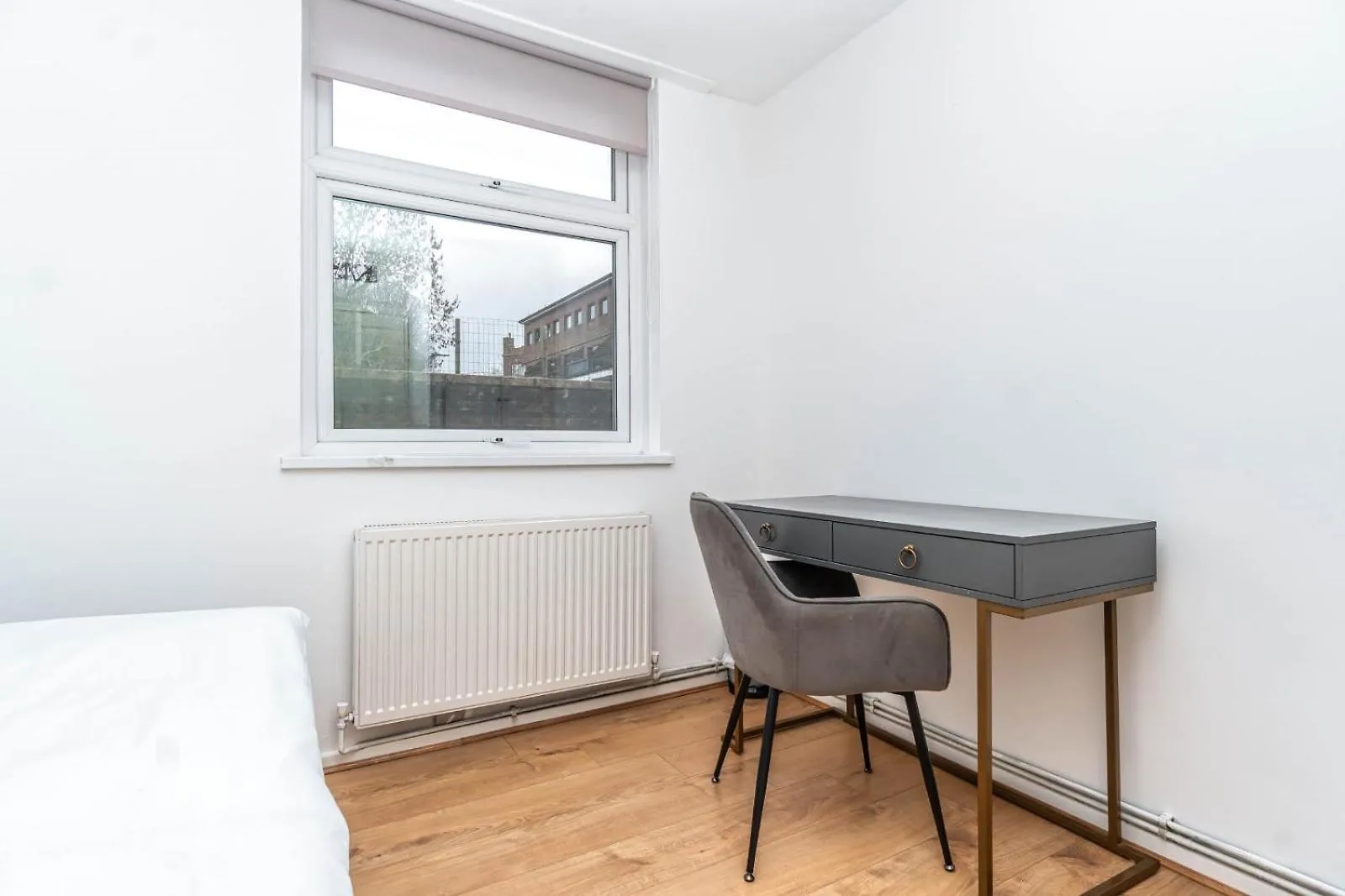 Bright Guest House In Hackney London